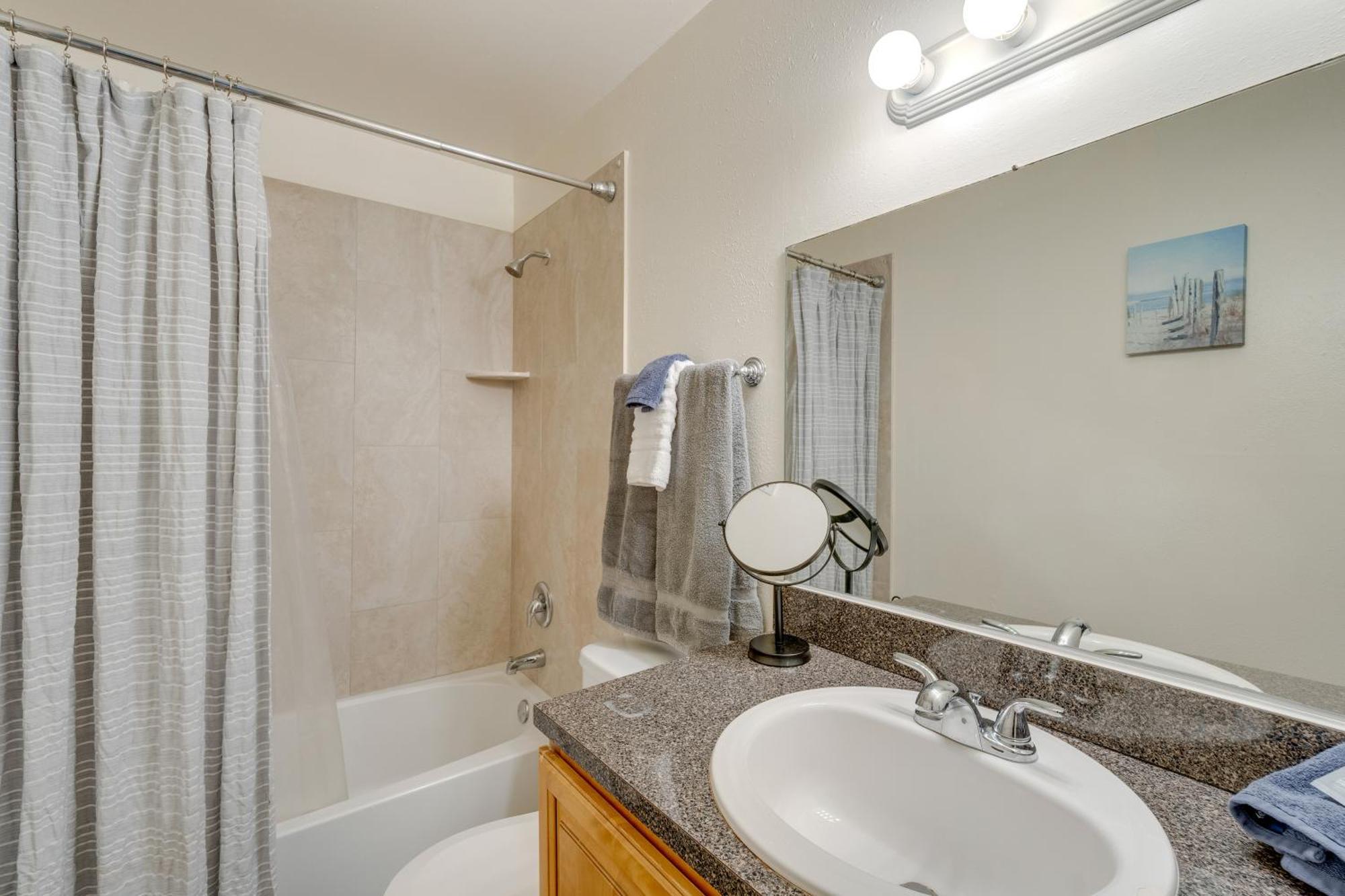 Updated Sienna Park Condo - 4 Miles To Siesta Key! ซาราโซตา ภายนอก รูปภาพ